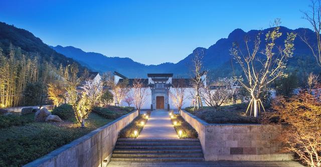 بوسين لانتينج شاوكسينج