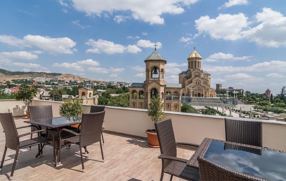 Liva Hotel