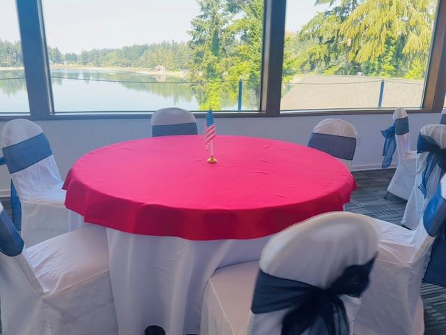 أويستر باي إن آند سويتس