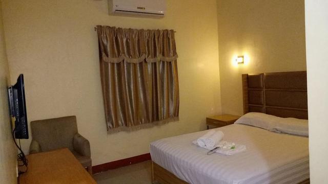 جيمكو رويال هوتل - كوتاباتو