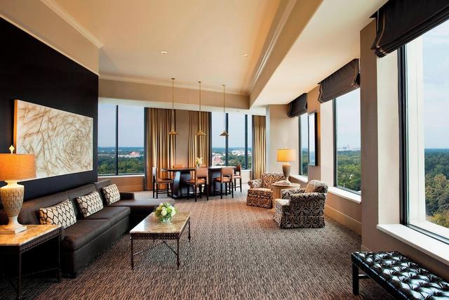 شيراتون جرينسبورو آت فور سيزونز