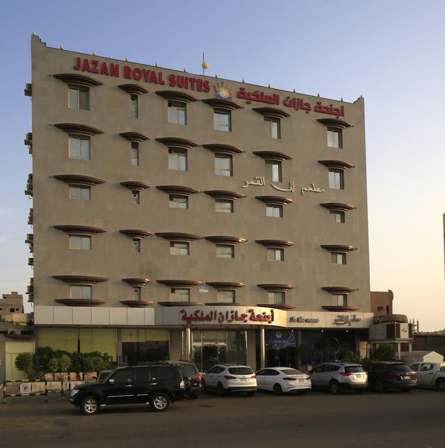 Seasons Apartments