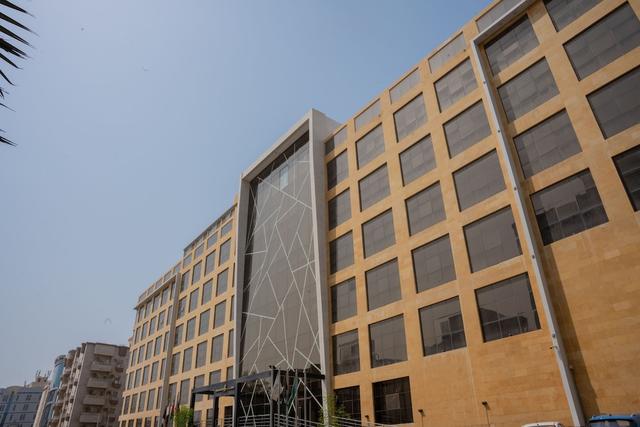 Rosemond Al Hamra