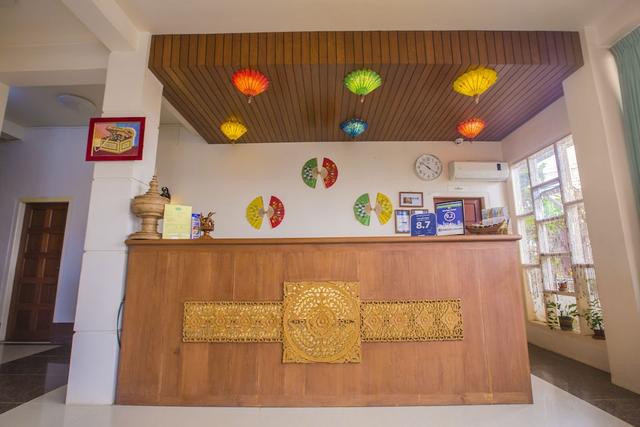 إينل آبيكس هوتل