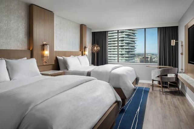 ذا وستين هاربور كاسل، تورنتو