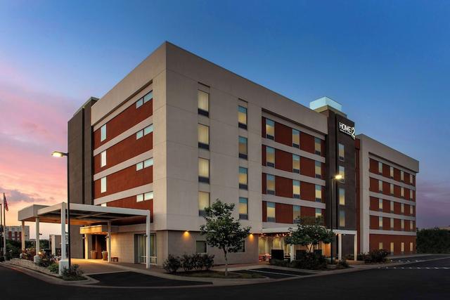 هوم2 سويتس باي هيلتون أوستين راوند روك