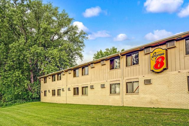 سوبر 8 باي ويندام تشاسكا