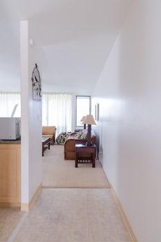 تيرتل باي هايل كويليما**تي إيه 114877030401 - وان بيد روم كوندو باي ريدونينج