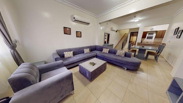 Amazing Chalet with Comfortable and Simple Furniture | 2020