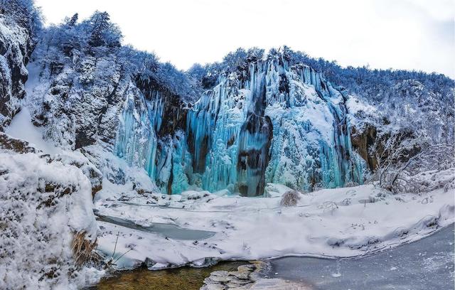 أمايزينج هوم إن دونجي تابوريست ويذ 2 بد رومز آند ويفاي