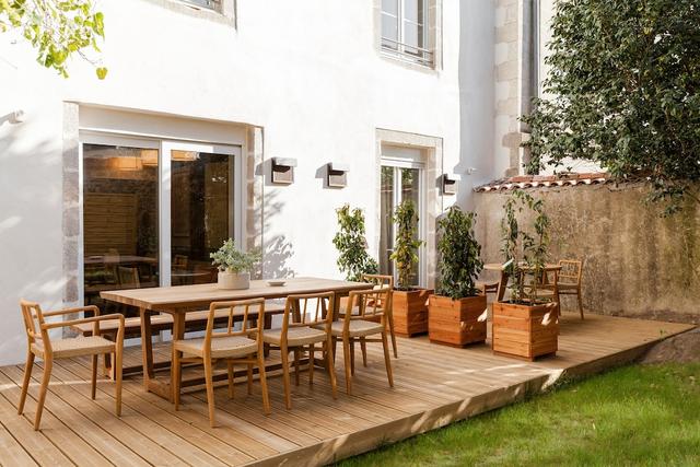 أوتل جامبيت - إونتري أوتونوم، ريسيبشن أن لين - إنكور ميو