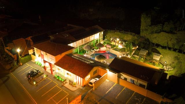 بوزادا بومبيّا