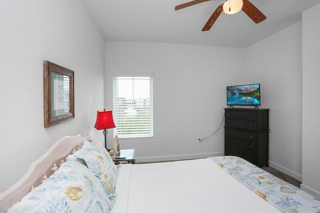 ووترسايد فيليدج كوندو 302