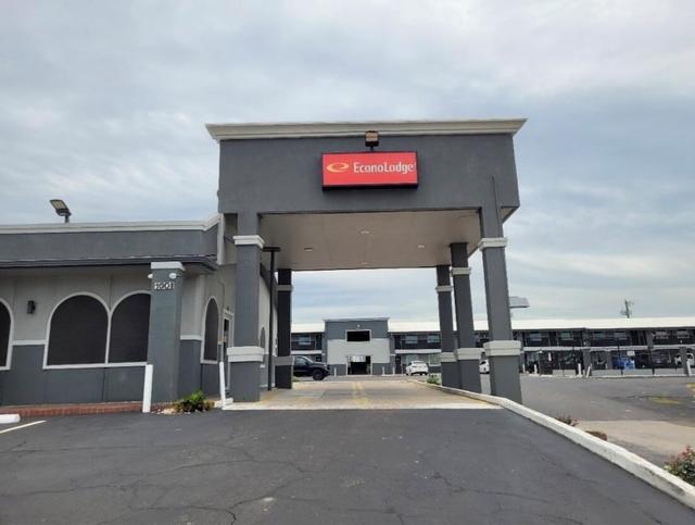 إيكونو لودج تمبل