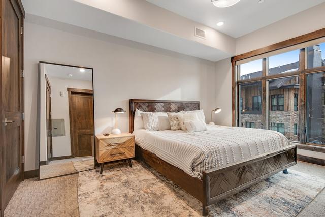 بلاك ستون باي ليسبري ماناجمينت