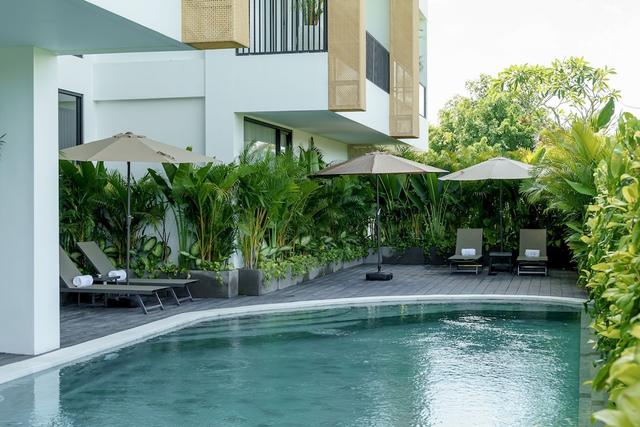 سني أبارتس 1