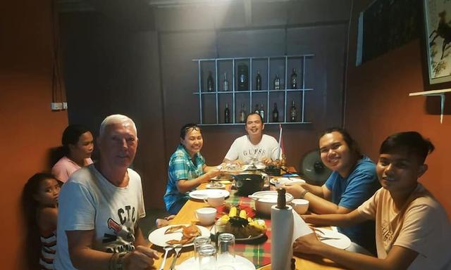 لاجونو بد آند بريكفاست