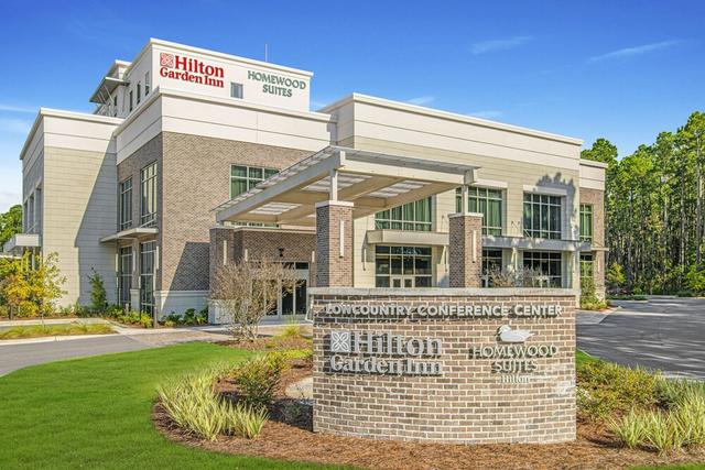 هيلتون جاردن إن سمر فيل