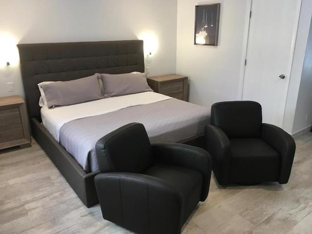 إليزابيث هاوس إن