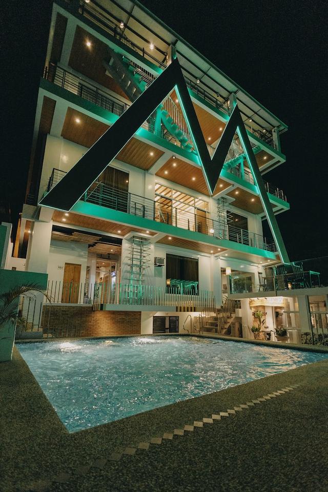 ذا مارك فانيلي أولوب