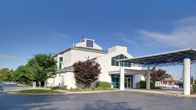 موتل 6 سبرينج فيلد، إلينوي