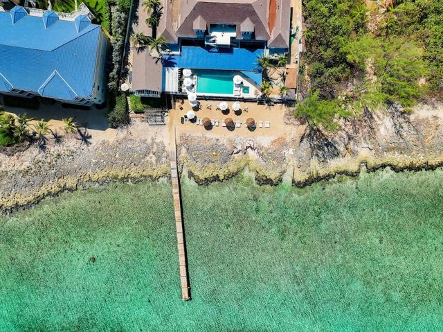 كوبالت كوست ريزورت