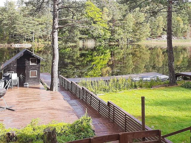 6 بيرسون هوليداي هوم إن هامرساك