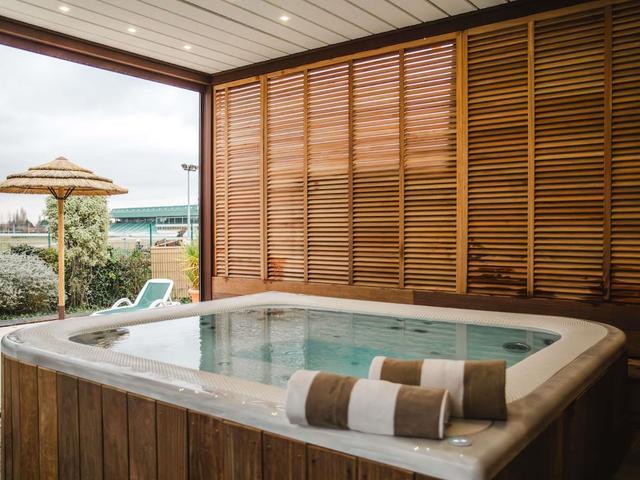 ميركيور كابورج أوتل إيه سبا