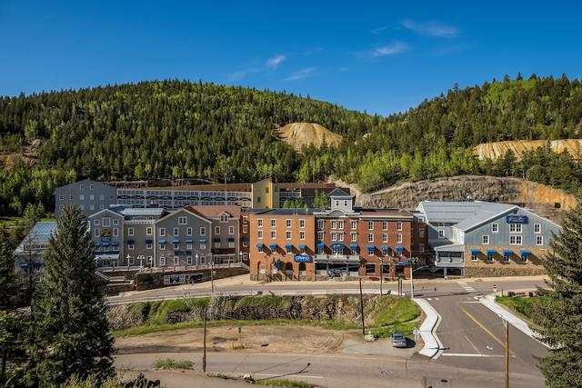 فندق جراند زي كازينو مُقدم من شركة رِد لايون للفنادق