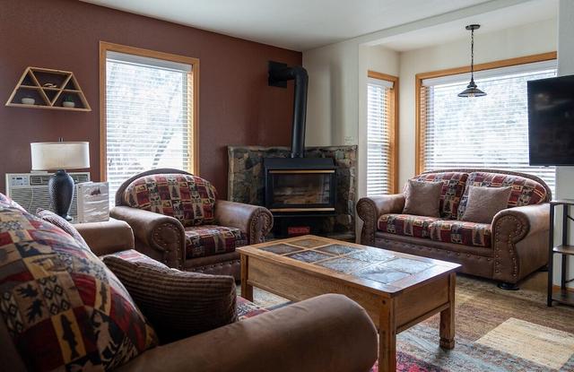 ألبينجلو ثري بدروم تو باث إ 15