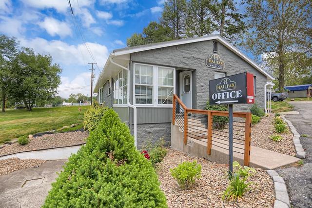 هاليفاكس إن