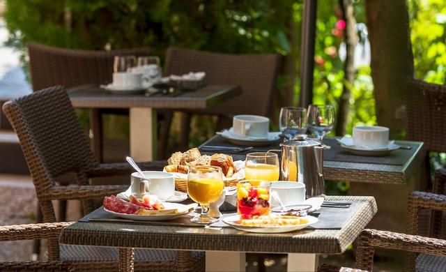 أوتل لو موزارت