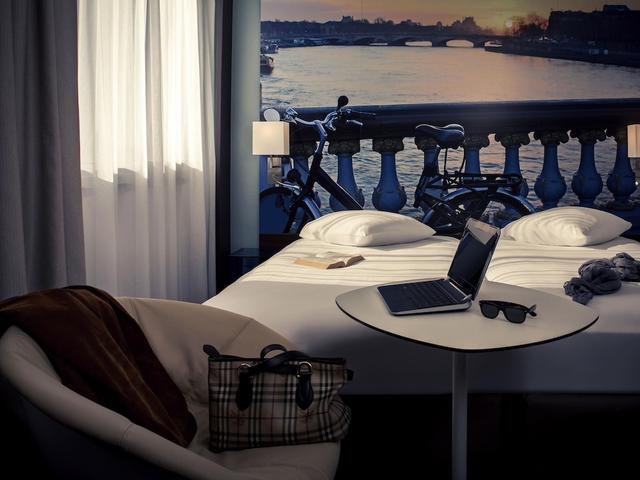 ميركيور باريس إيفري كواي دي سين