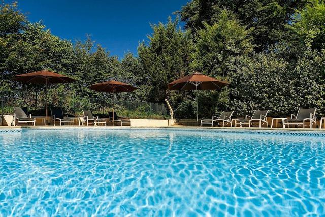 أوتل دو شاتو دو لا تور