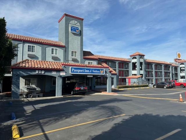 هيريتيدج إن آند سويتس