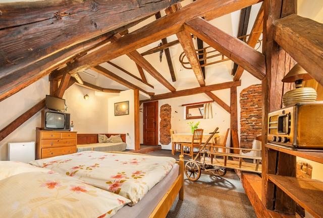 بينزيون بلوم