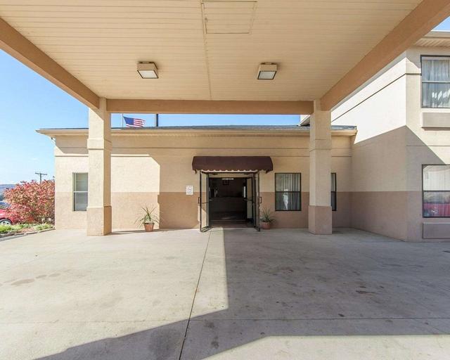 كواليتي إن آند سويتس بورتسموث