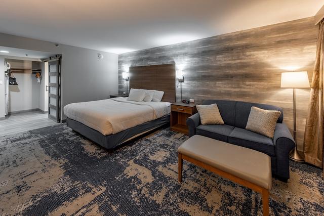 إم سي إم إليجانت هوتل آند كونفرانس سنتر أوديسا