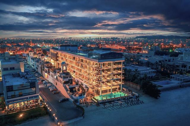 Arabella Beach Hotel Kuwait, Vignette Collection by IHG