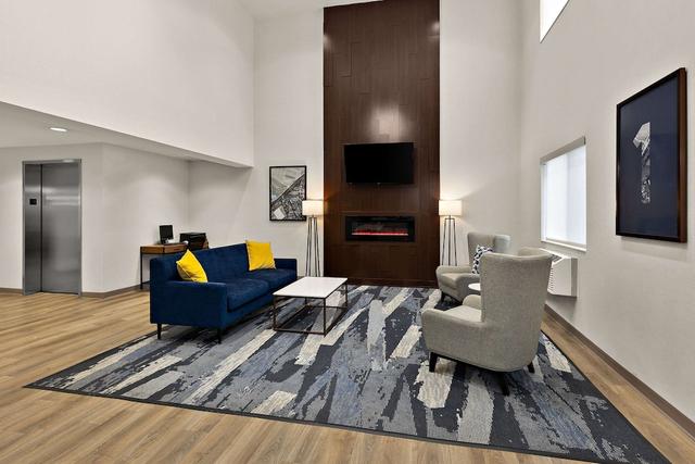 كومفرت إن آند سويتس