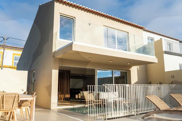 سيلفيرا باي لاونج ريتريت