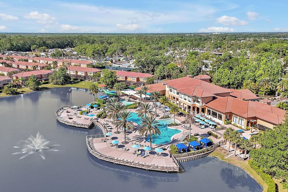 ريجال أوكس ريزورت فاكيشن تاون هومز باي إديليك