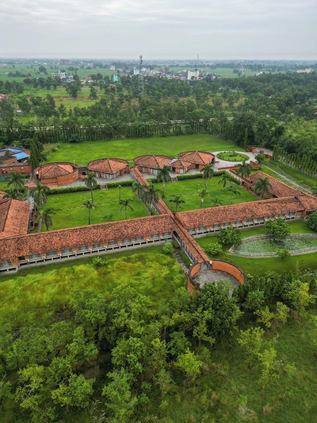 لومبيني هوكيه هوتل