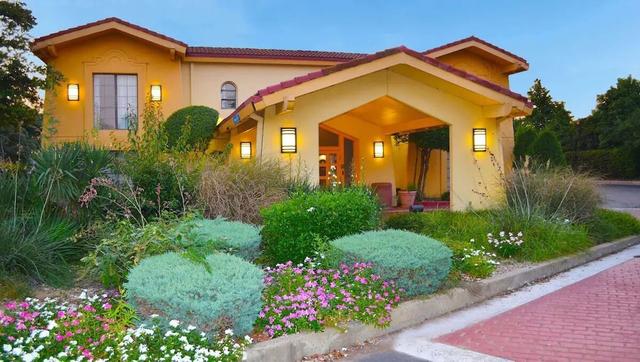 ذا جراند باي كابيتال أ تكساركانا آي-30