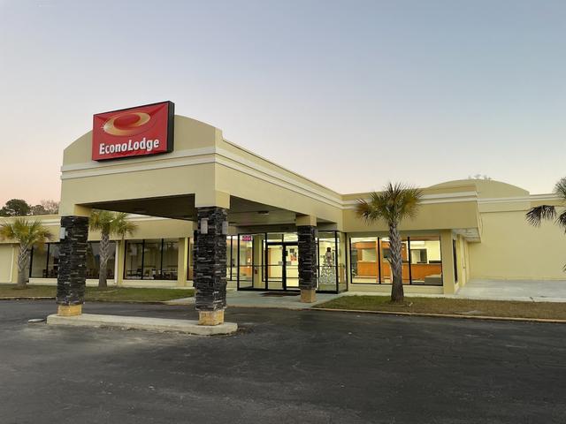 إيكونو لودج