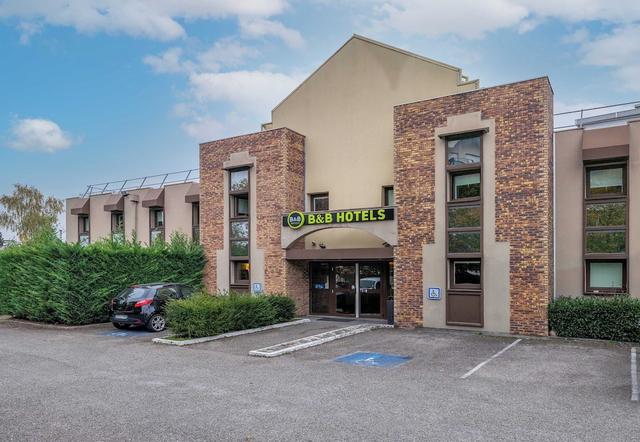 بي آند بي هوتل أنماس إيست