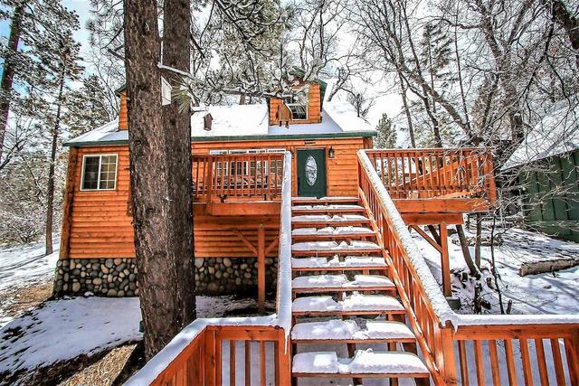 ناين باينز لودج 537 باي بيج بير فاكيشنز