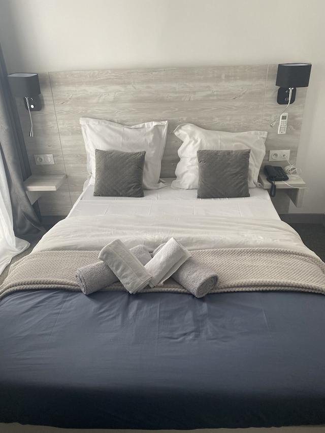 أوتل لالساس