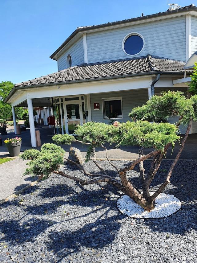 هوتل إكينوكس