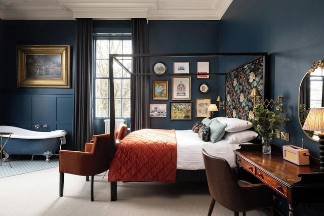 ذا تشرشل هوتل